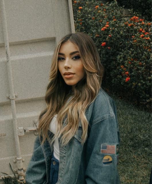 Foto de Julliany Souza