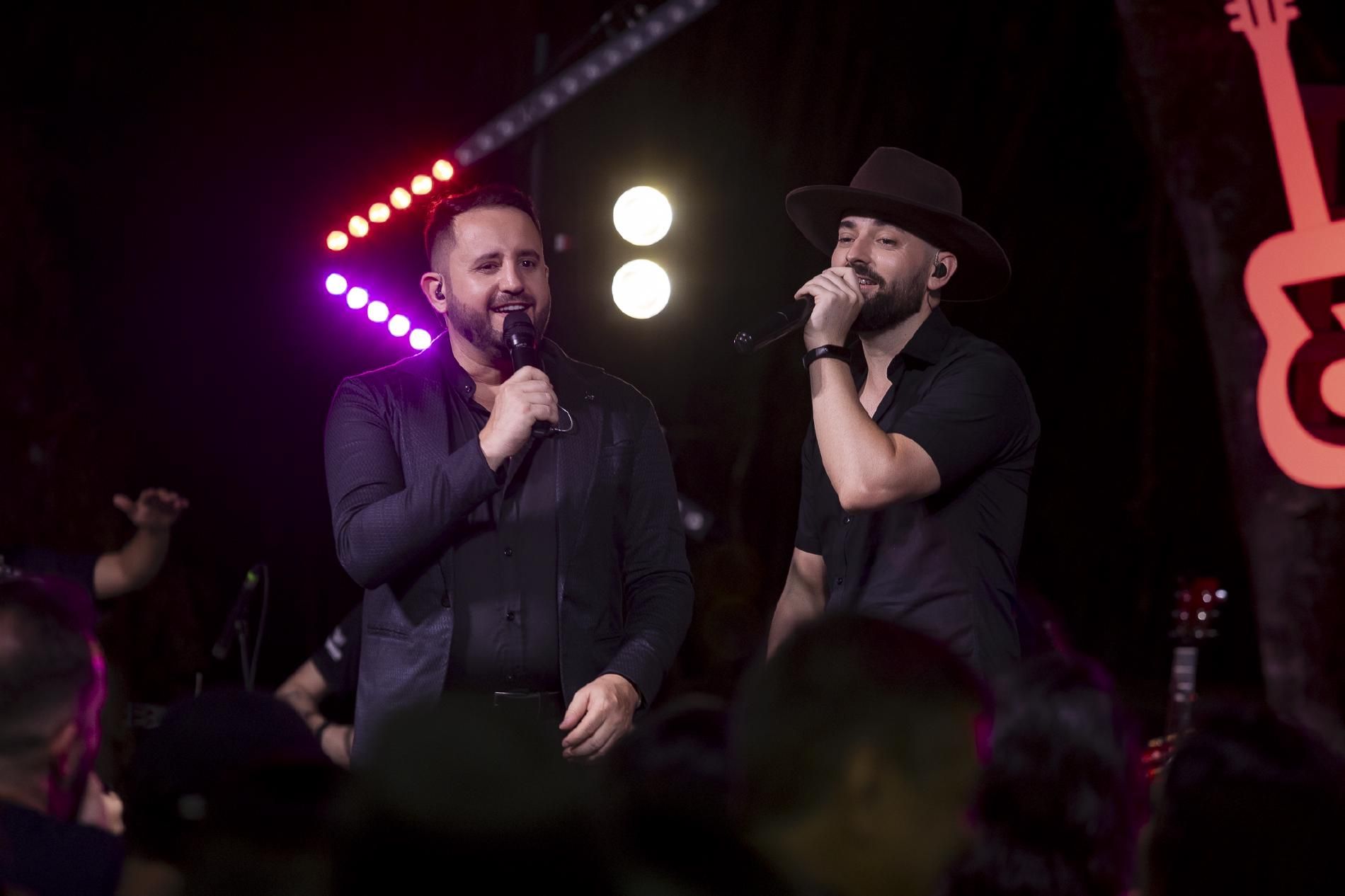 Foto de Alvaro e Vittor