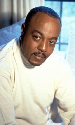 Photo of Peabo Bryson