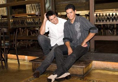 Foto de Maurício Motta e Mickael