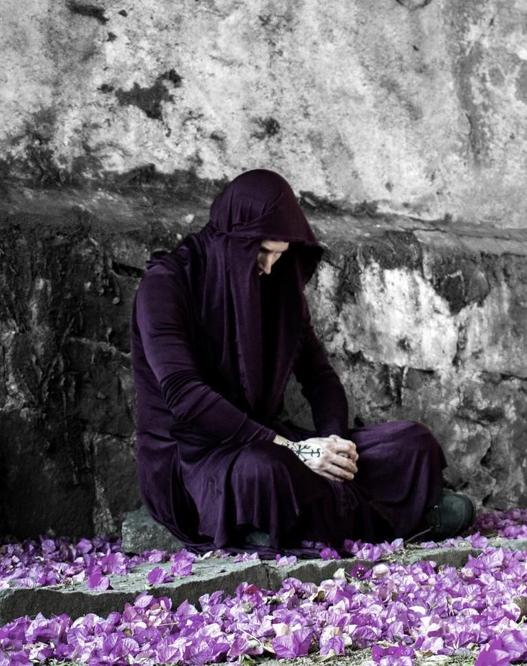 Foto de Consider Suicide