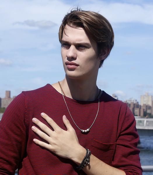 Foto de Nicholas Galitzine