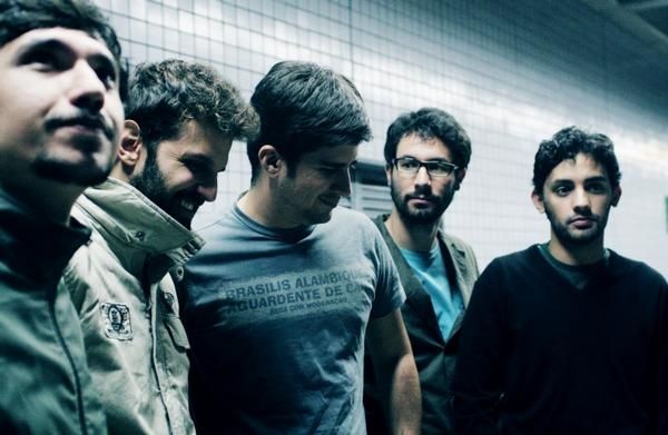 Foto de Velhos e Usados