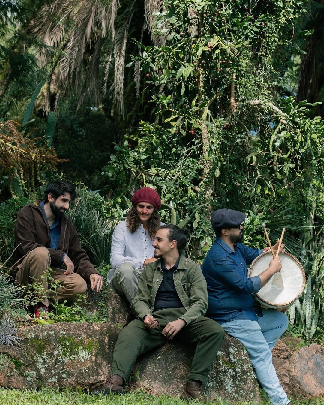 Foto de Cigarra Sem Horizonte