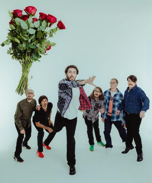 Foto de Pinguini Tattici Nucleari