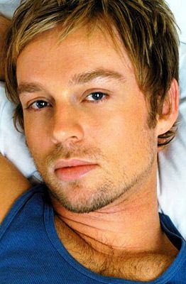 Photo of Darren Hayes