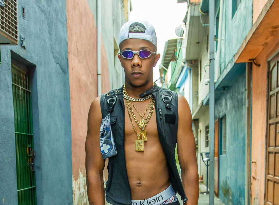 Foto de MC Vitão do Savoy