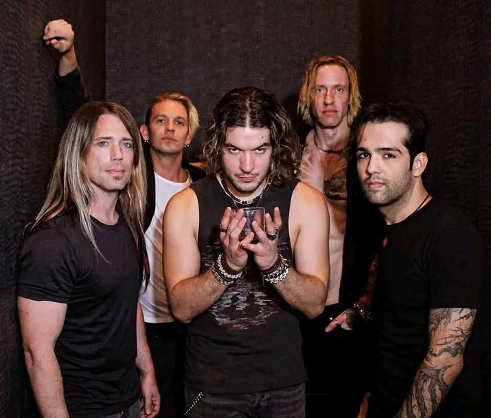 Photo of Velvet Chains