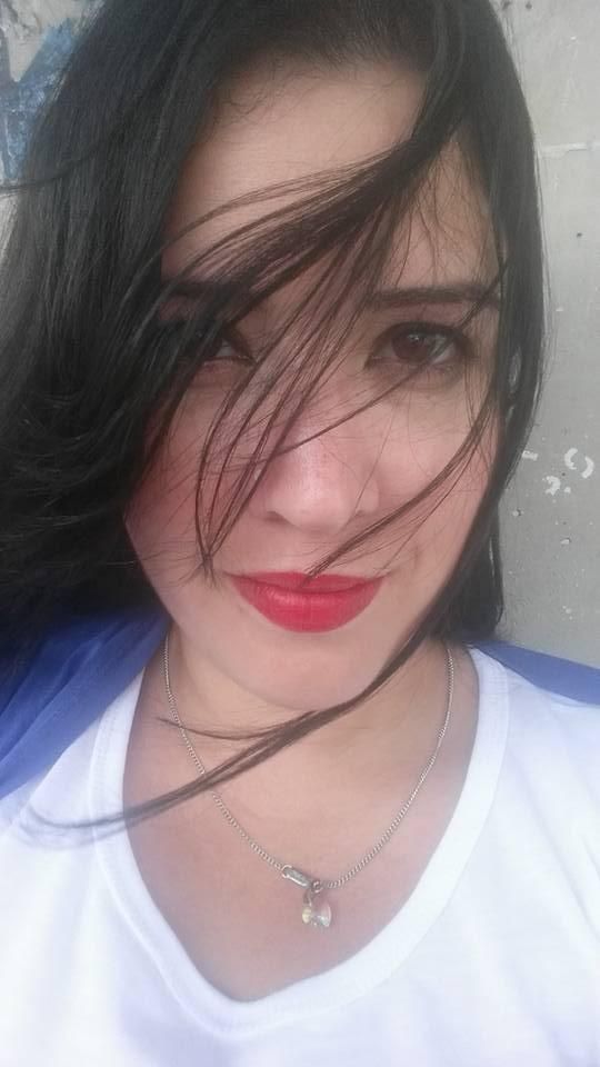 Foto de call me ana in reverse