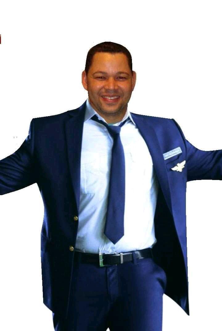 Photo of Walter Santos