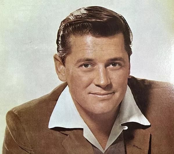 Photo of Gordon Macrae