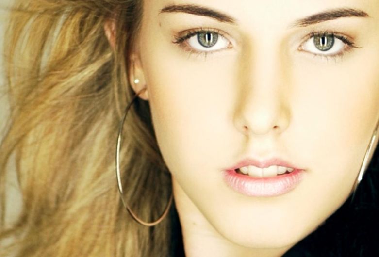 Photo of Camila Maiara