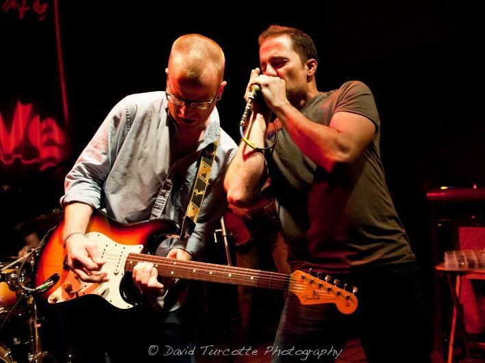 Foto de Bronze Radio Return