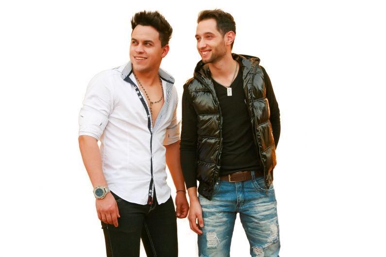 Foto de Zezé e Rafael