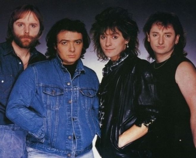 Foto de Alaska (Hard Rock)