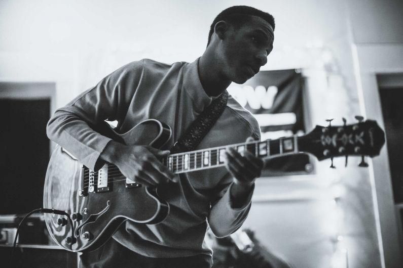 Foto de Leon Bridges
