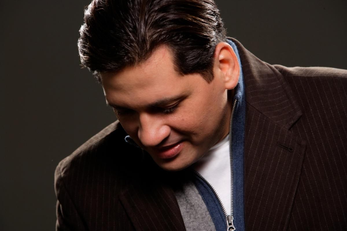 Photo of Luis Santiago