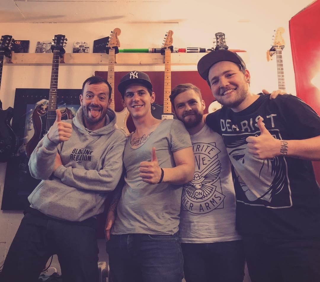 Foto de River Becomes Ocean