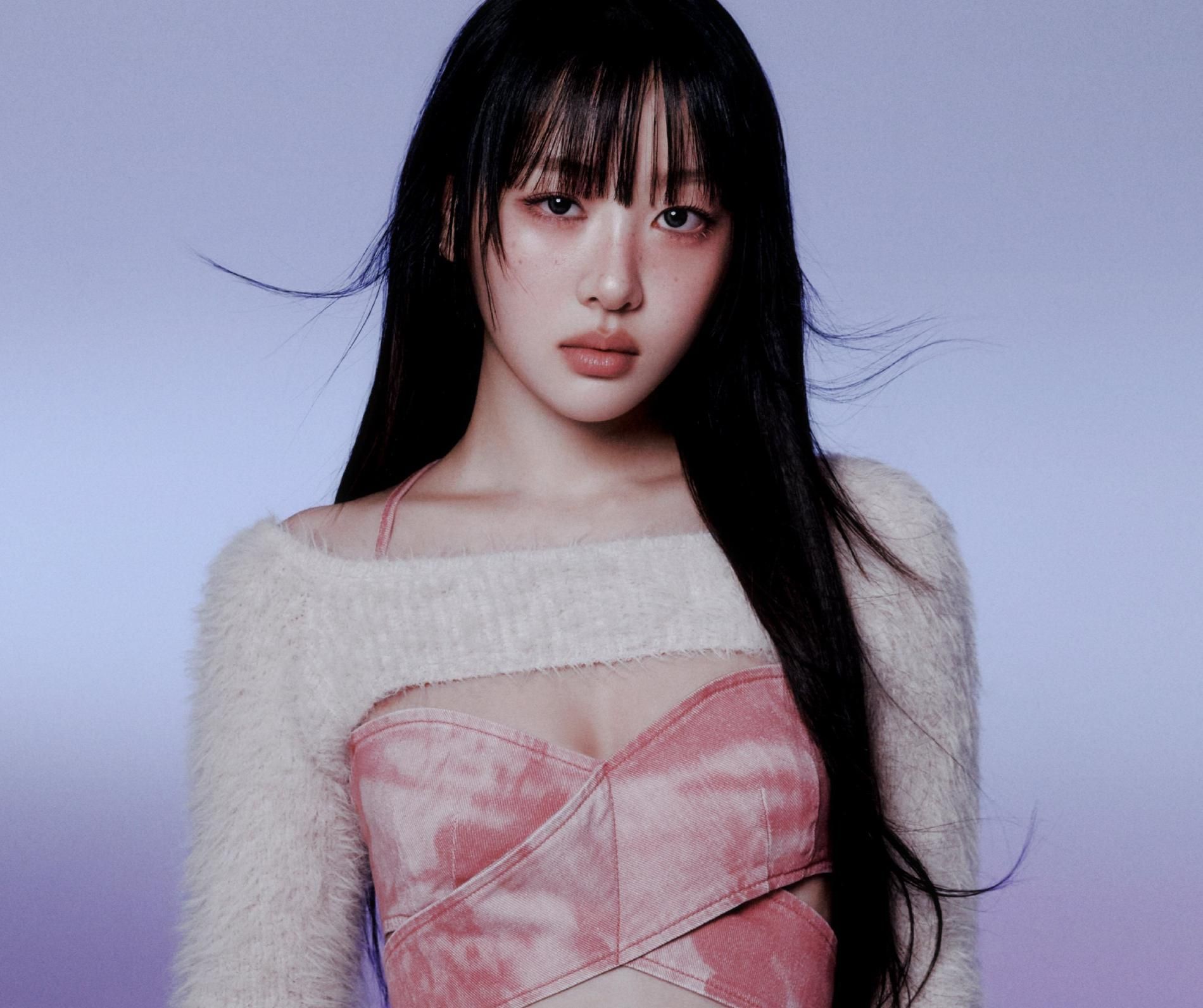 Foto de Yves (K-Pop)