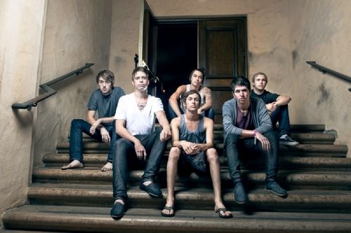 Foto de At The Skylines