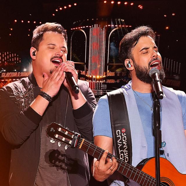 Foto de Clayton e Romário