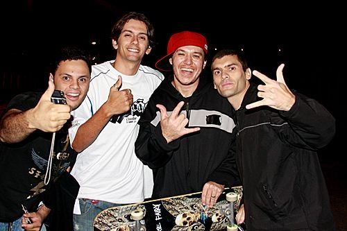 Photo of Charlie Brown Jr.