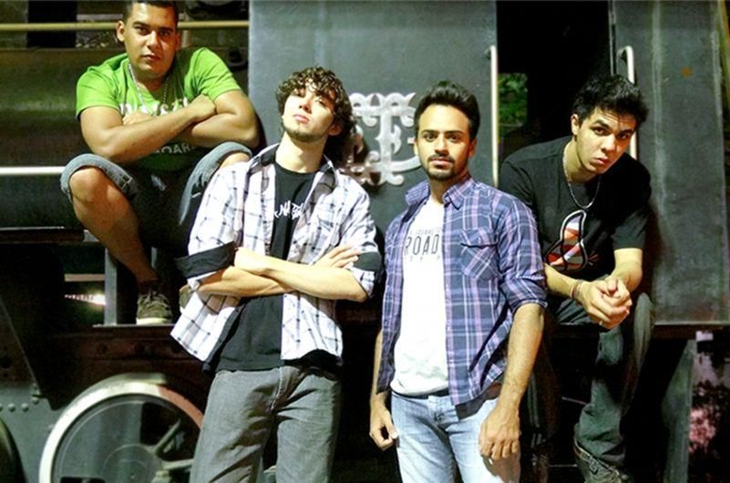 Foto de Cola Na Banca