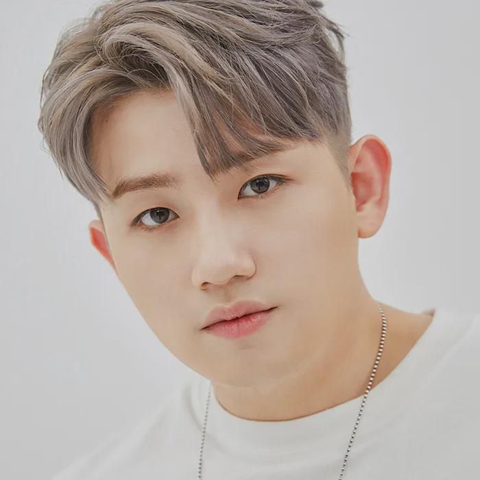 Foto de Woody (K-pop)