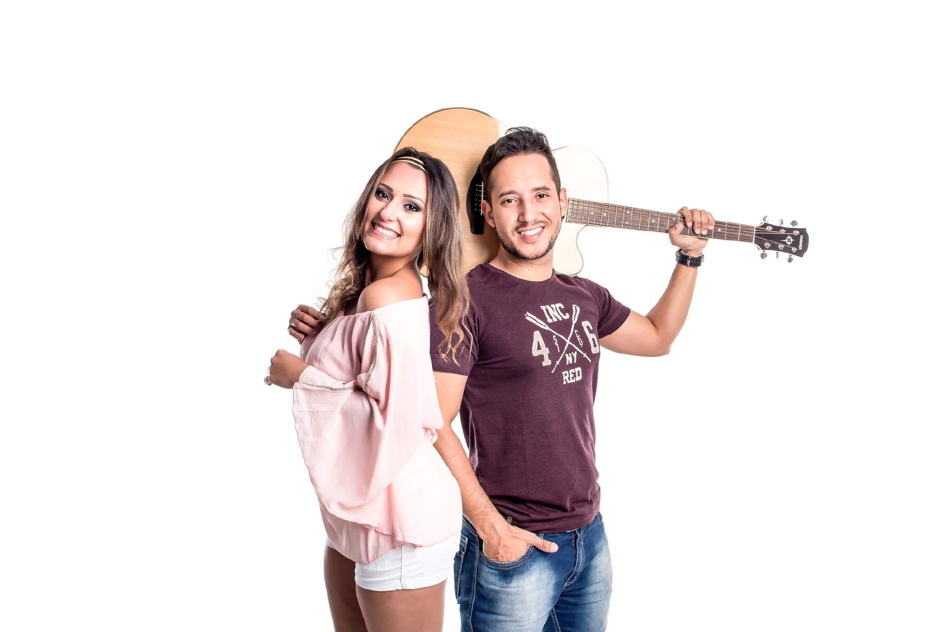 Foto de Andressa e Allan