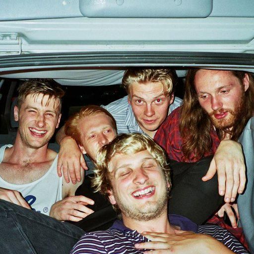 Foto de Foreign/National