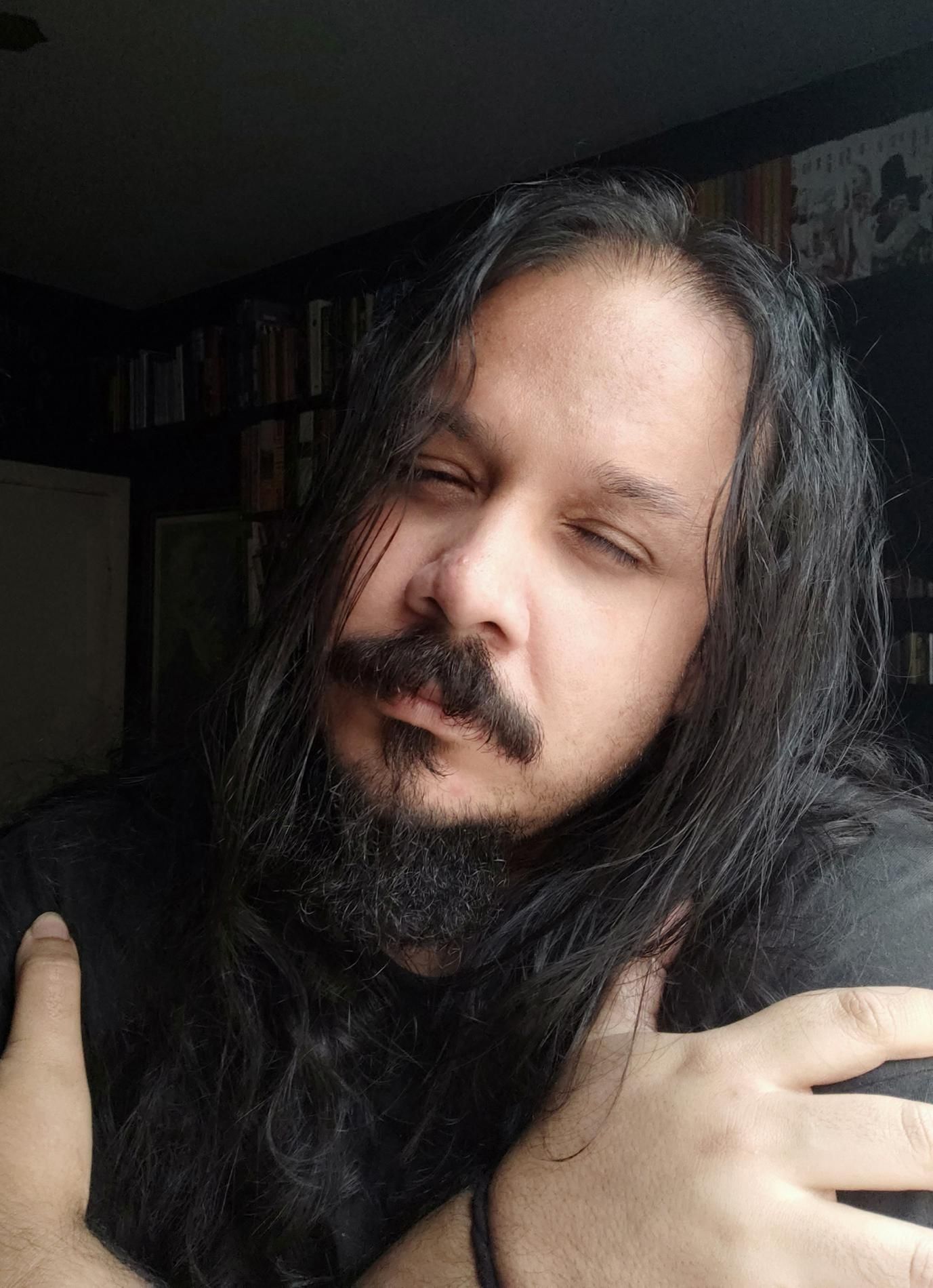 Foto de Nênia e Partitura