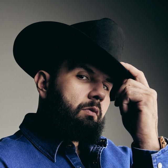 Foto de Carín León