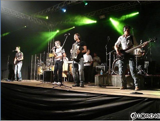 Foto de Cinzas De Galpão