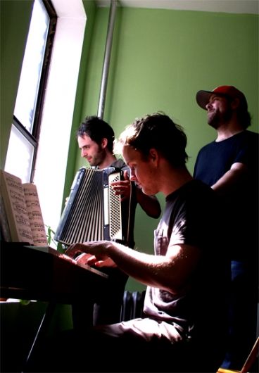 Foto de Clap Your Hands Say Yeah