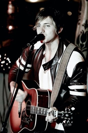 Photo of Lee MacDougall