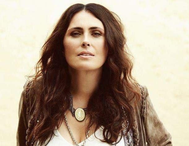 Foto de Sharon Den Adel