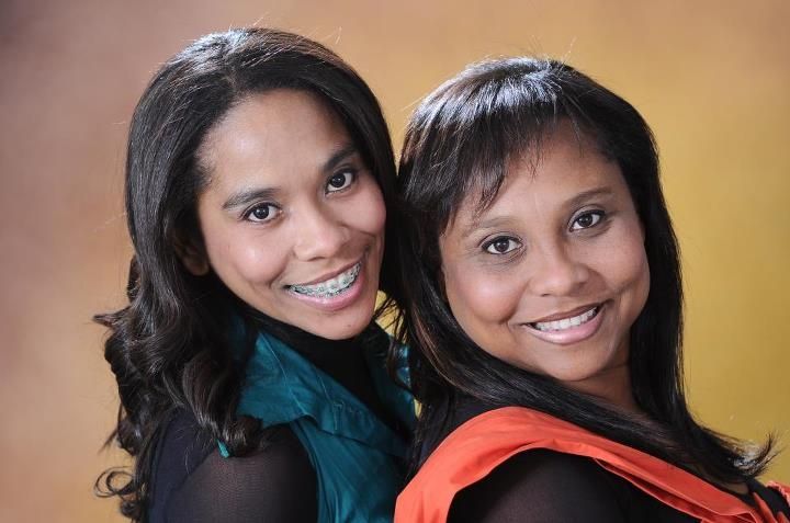 Foto de Izabell e Nilda Rissan