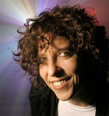 Photo of Vange Leonel