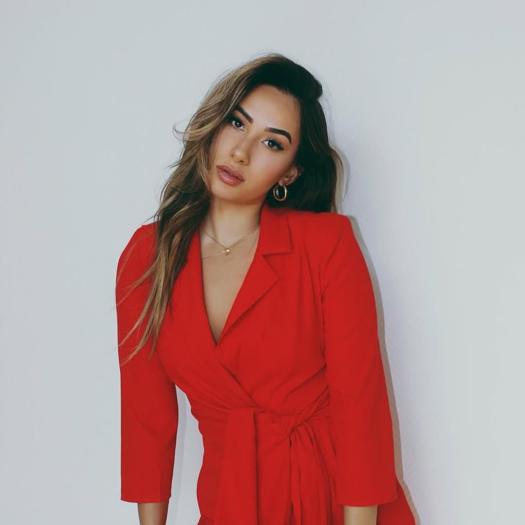 Photo of Skye Holland