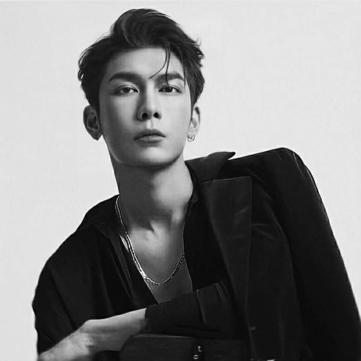 Foto de Mew Suppasit