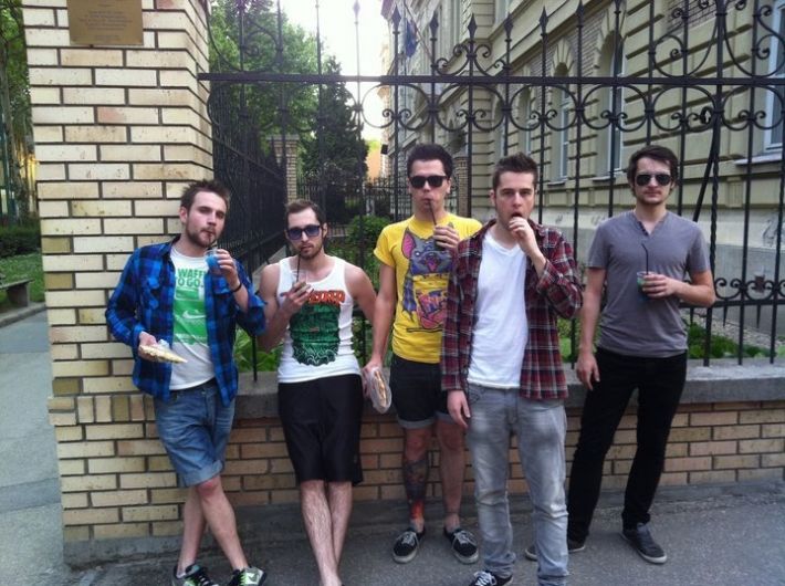 Foto de Till We Drop