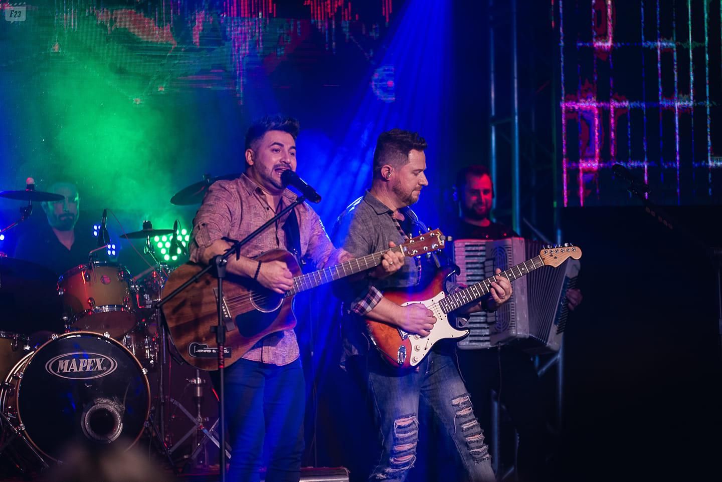 Foto de Jonas e Joel