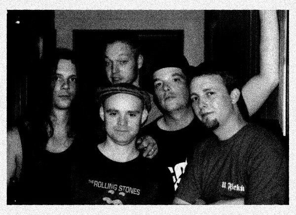 Foto de Late To Bloom