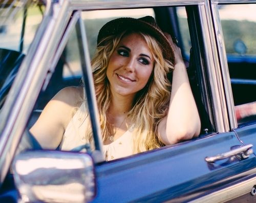 Foto de Elise Testone