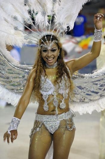 Foto de GRES Difícil é o Nome