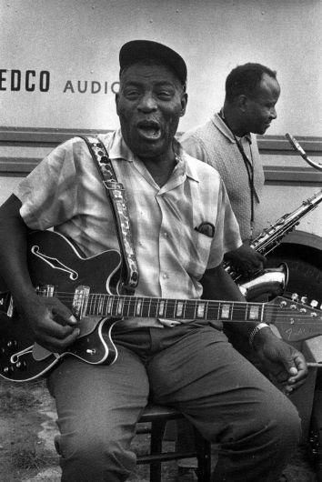 Photo of Howlin' Wolf