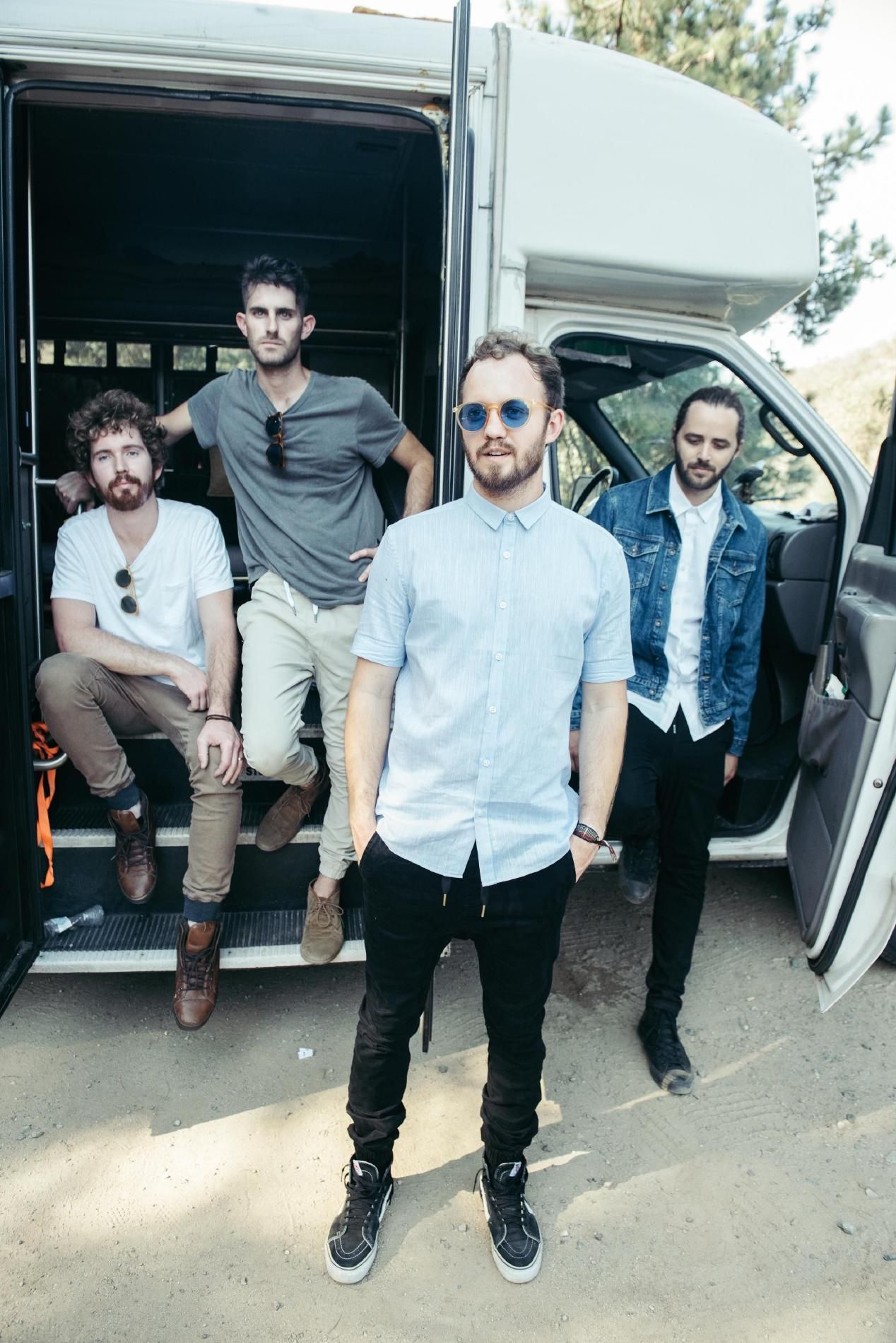 Foto de The Moth & The Flame