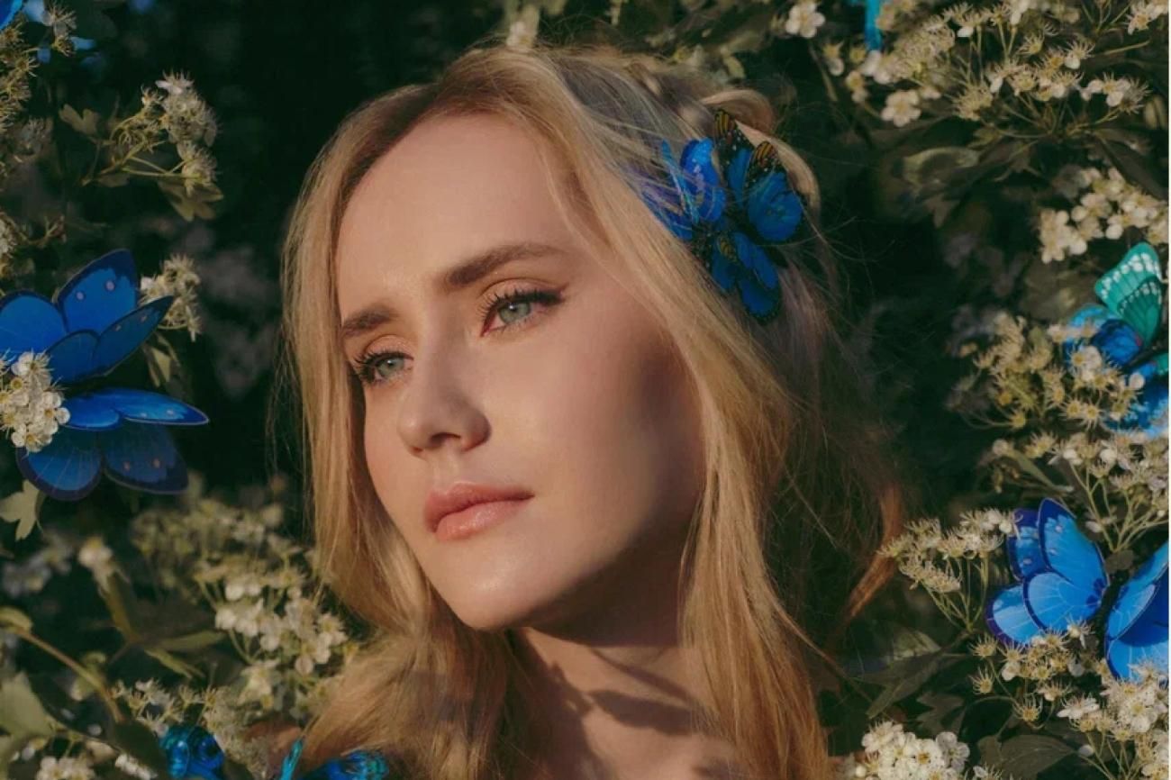 Foto de Элли на маковом поле