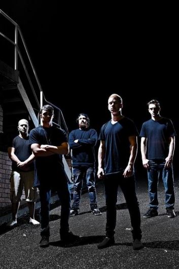 Foto de Resist The Thought