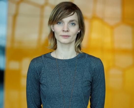 Foto de Hildur Guðnadóttir